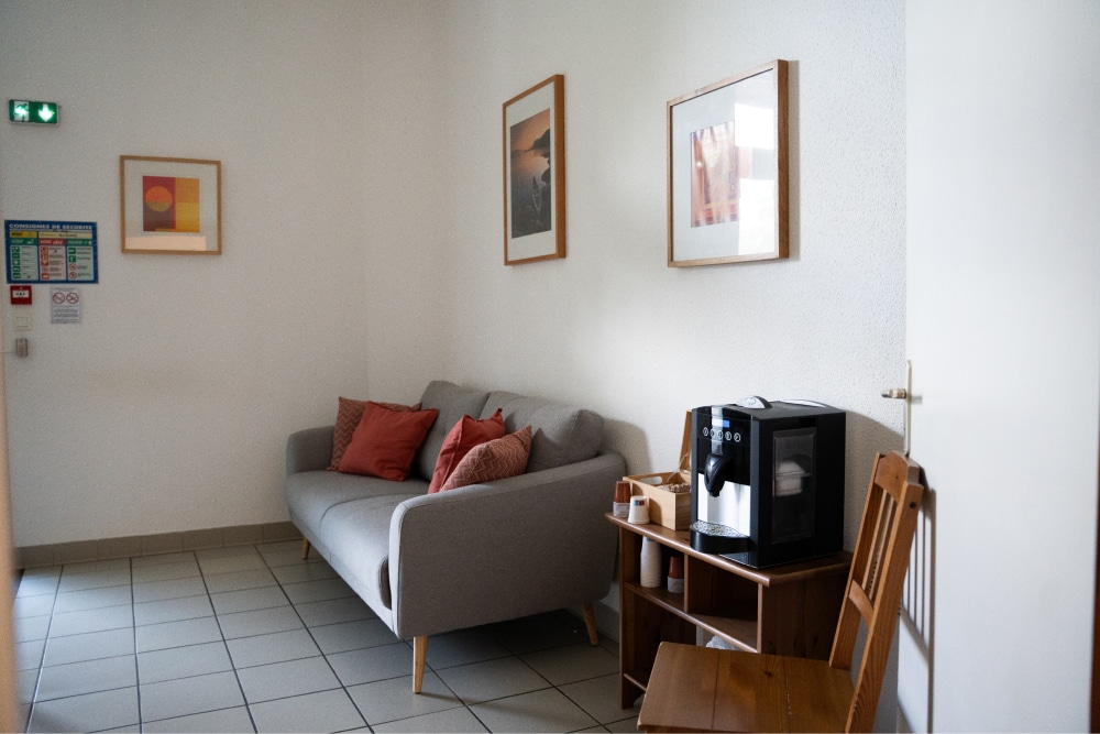 pompes funèbres gimenez funérarium à saint jean salle d'attente