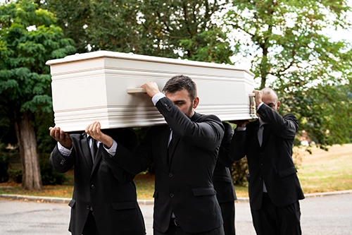 pompes funèbres gimenez porteurs de cercueil 500